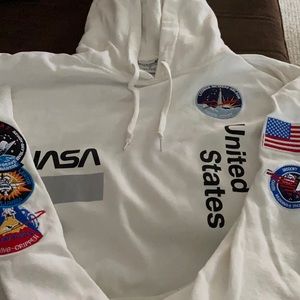 PAC sun Nasa sweatshirt.  Excellent condition cl